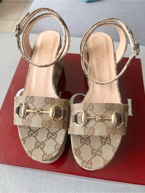Gucci GG Canvas Horsebit Flatform Sandals